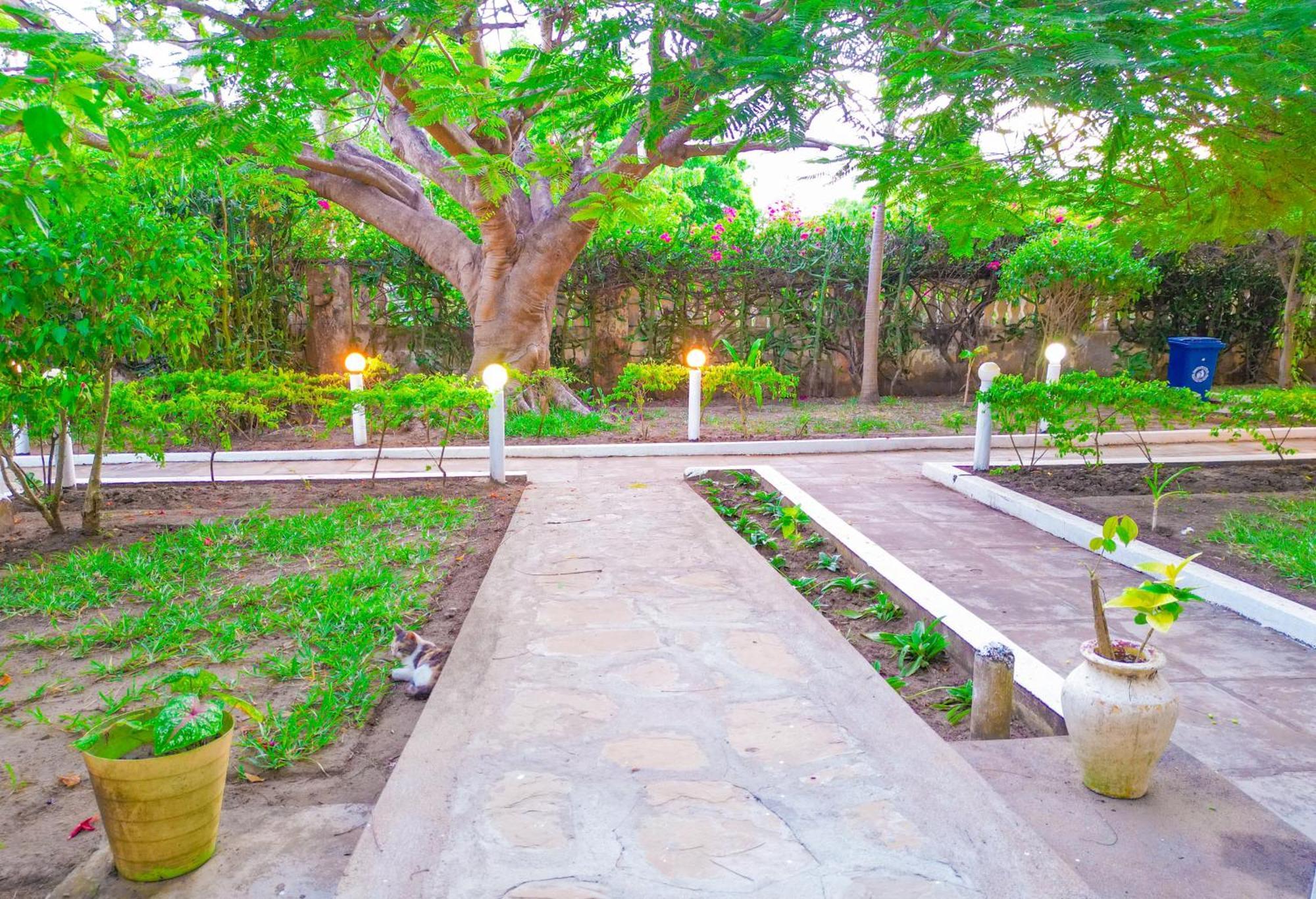 Maasai Resort Момбаса Экстерьер фото